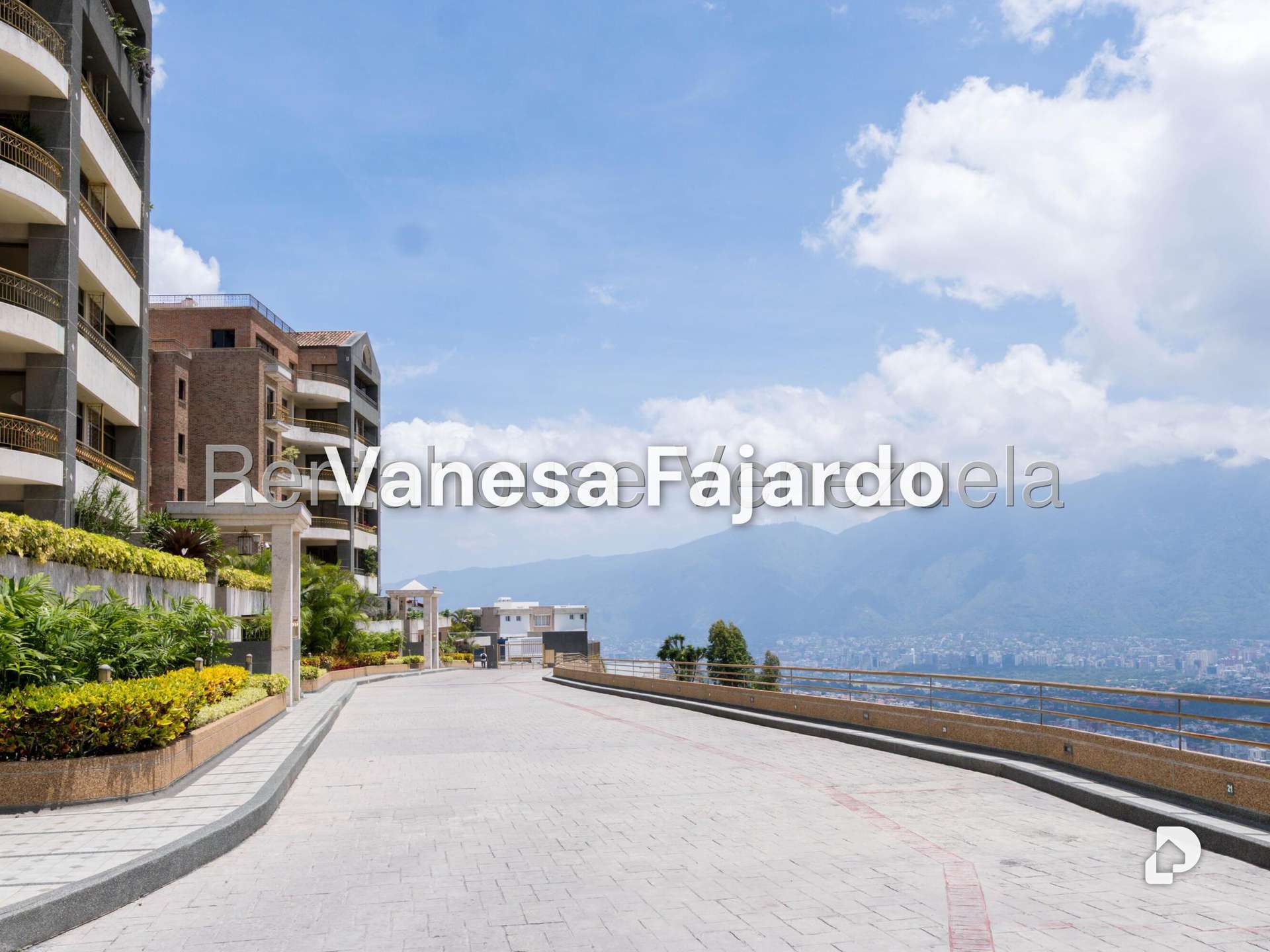 Apartamento en Los Naranjos (del Cafetal), Caracas – 18