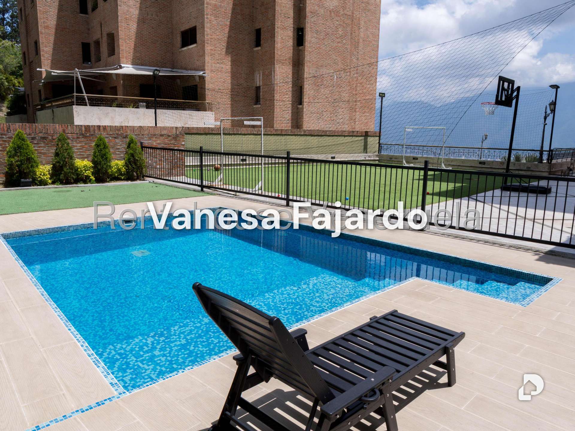 Apartamento en Los Naranjos (del Cafetal), Caracas – 15