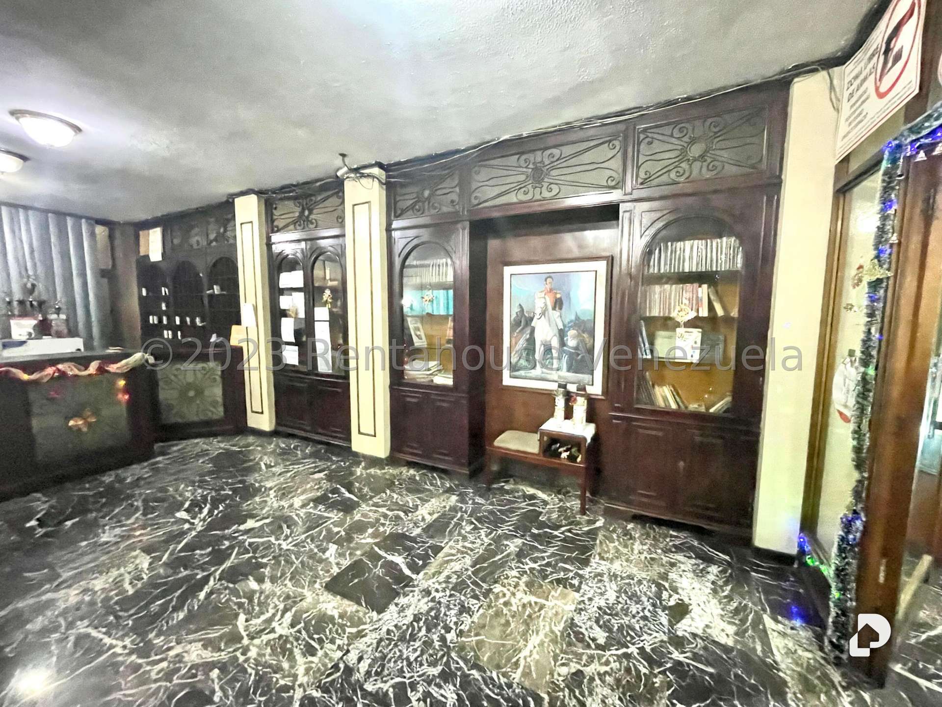 Edificio en La Candelaria, Caracas – 9