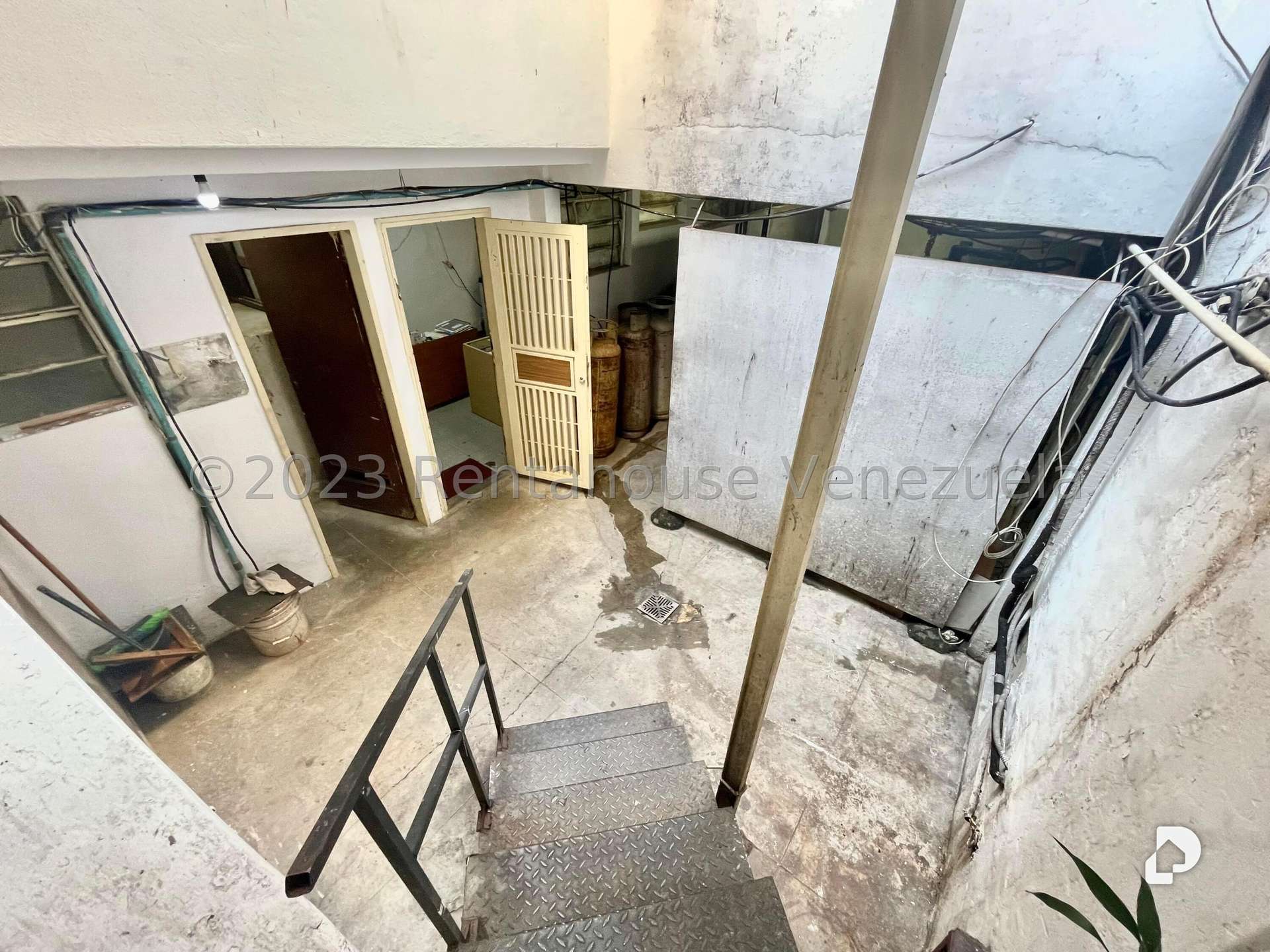 Edificio en La Candelaria, Caracas – 27