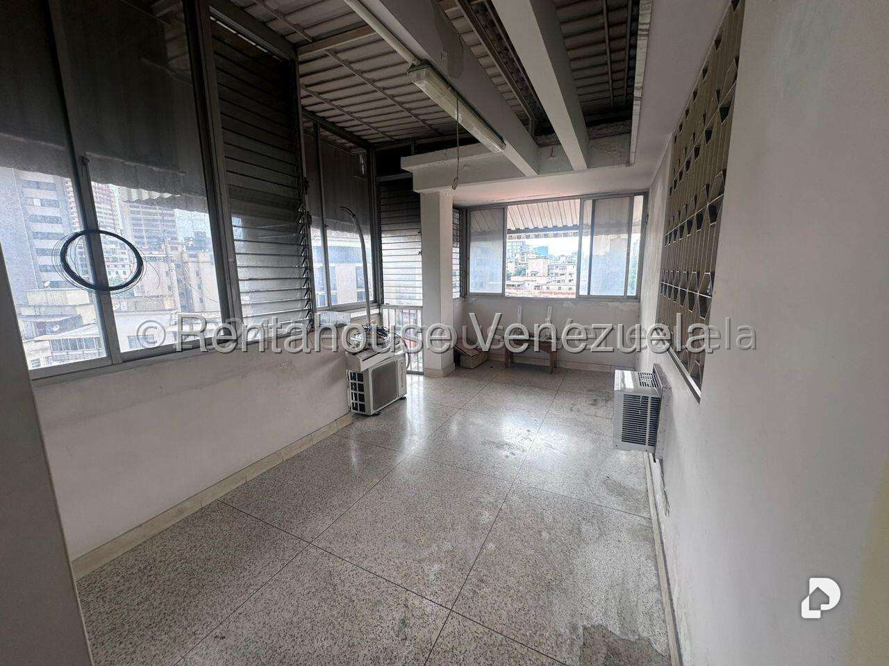 Apartamento en El Recreo, Caracas – 11