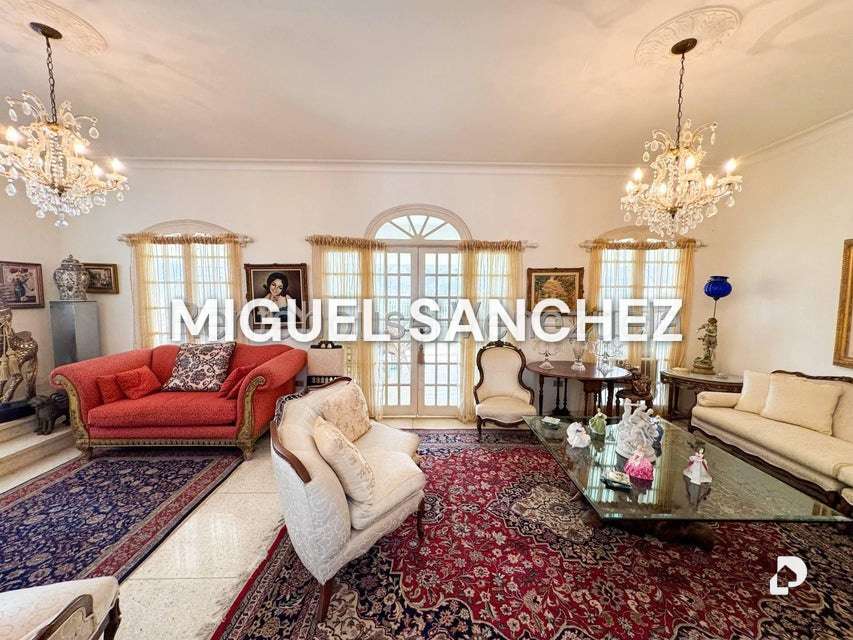 Casa en San Luis, Caracas – 9