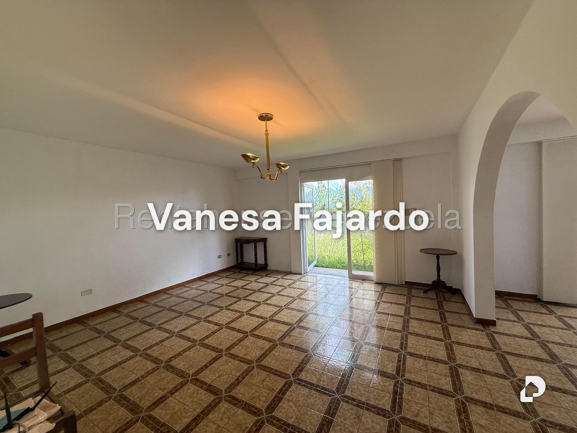 Casa en Alto Prado, Caracas – 4