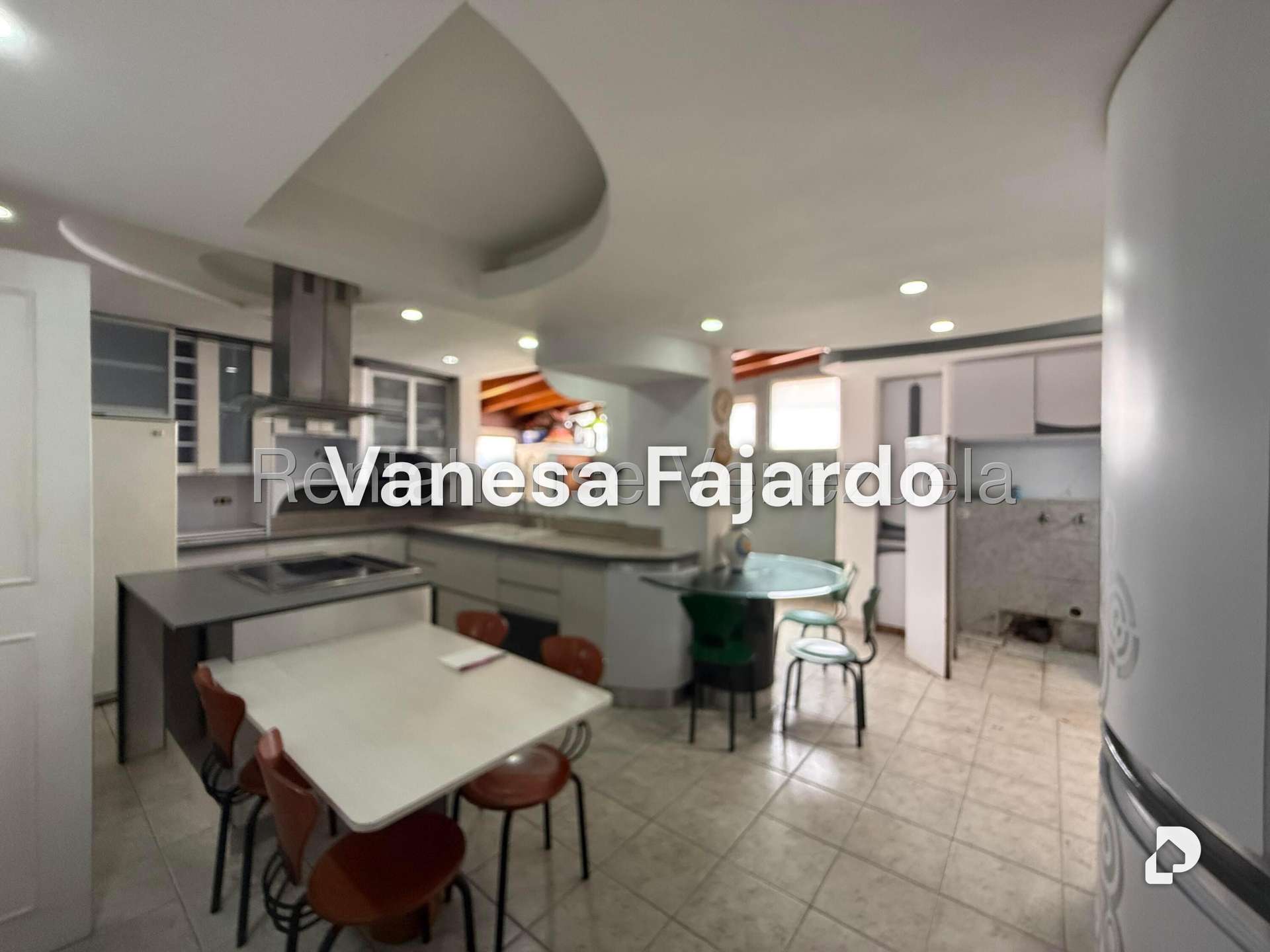 Casa en Alto Prado, Caracas – 10