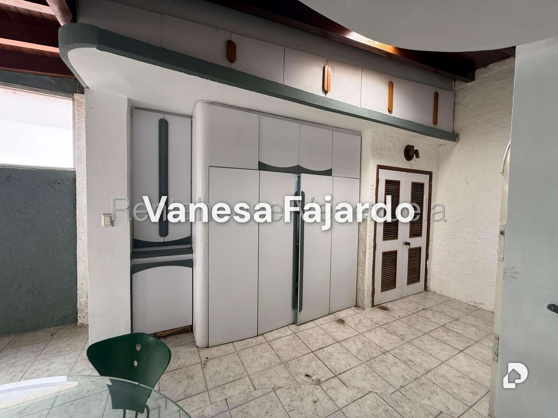 Casa en Alto Prado, Caracas – 11
