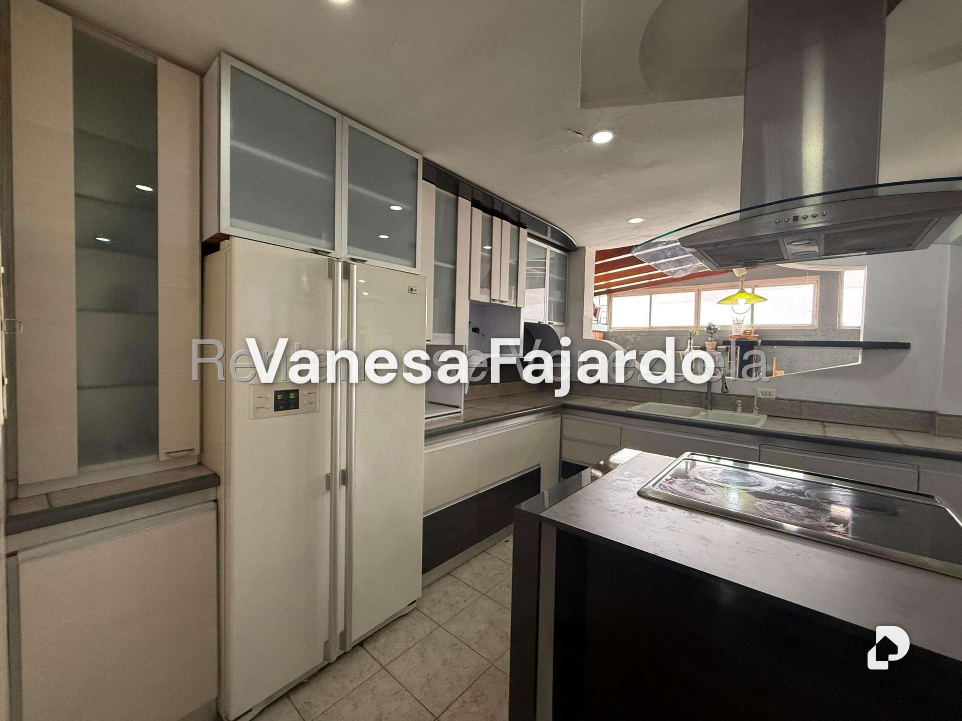 Casa en Alto Prado, Caracas – 8