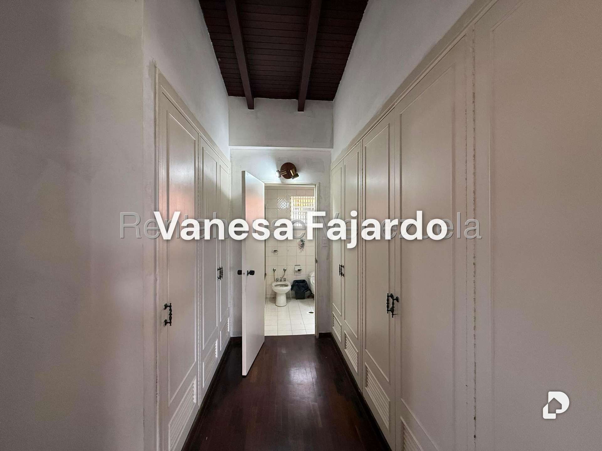 Casa en Alto Prado, Caracas – 15