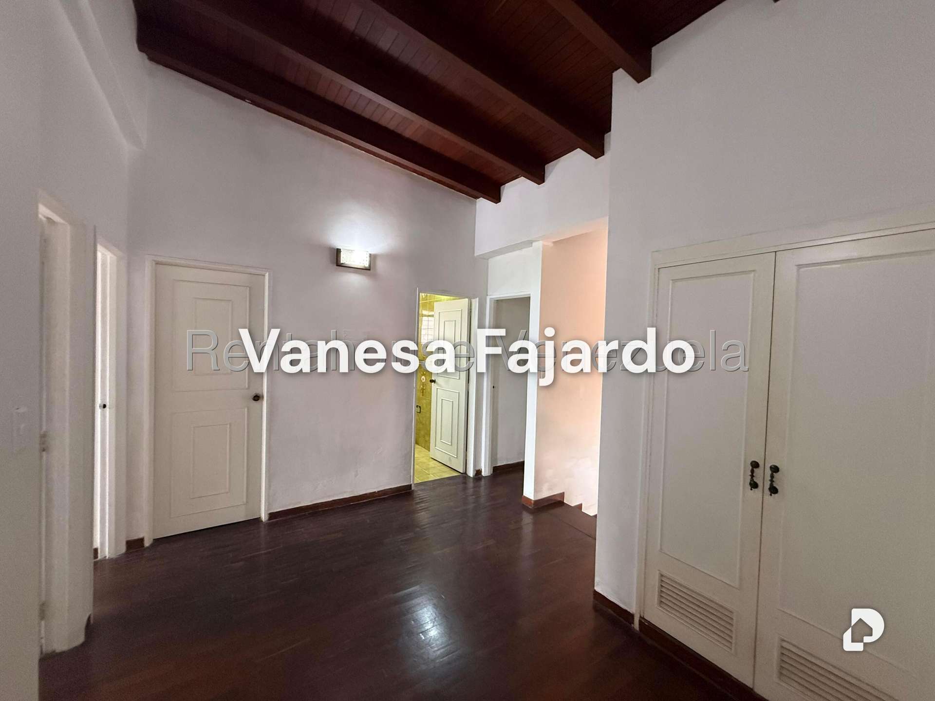 Casa en Alto Prado, Caracas – 16