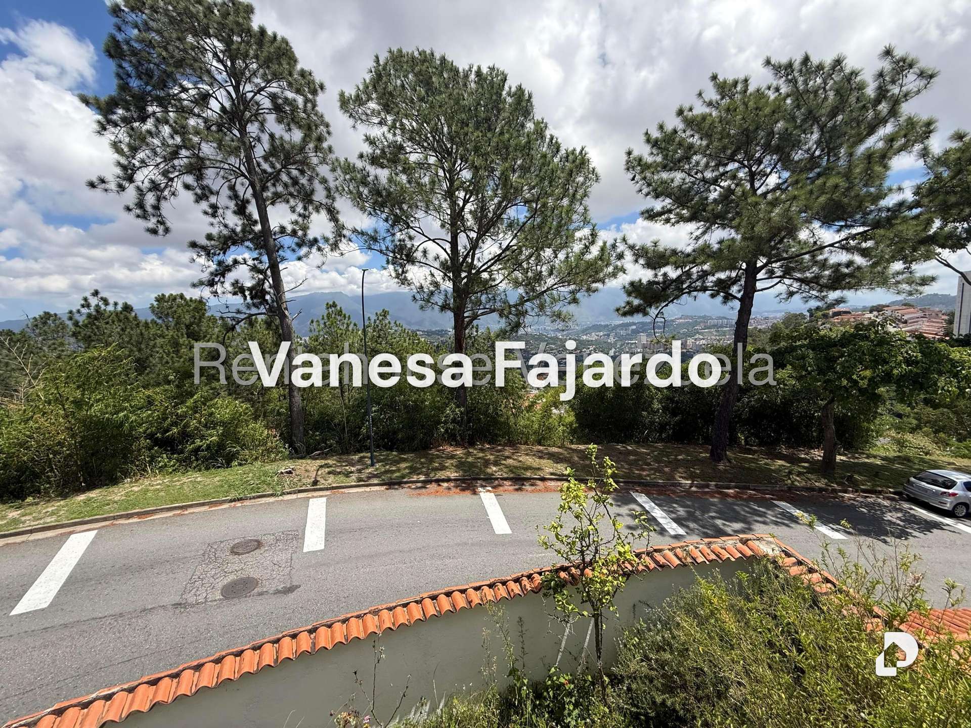 Casa en Alto Prado, Caracas – 26
