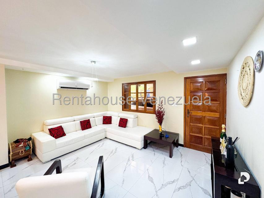 Casa en Alto Prado, Caracas – 3