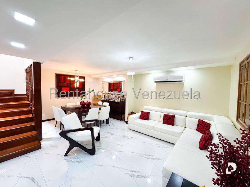 Casa en Alto Prado, Caracas – 1