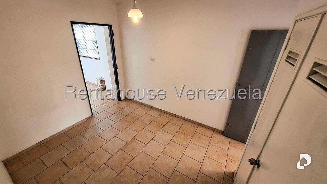 Local comercial en Colinas de Bello Monte, Caracas – 4