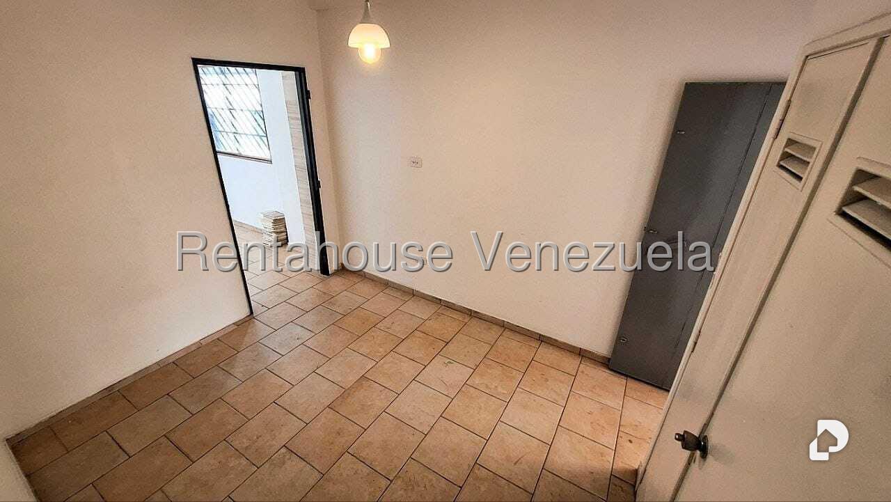Local comercial en Colinas de Bello Monte, Caracas – 4