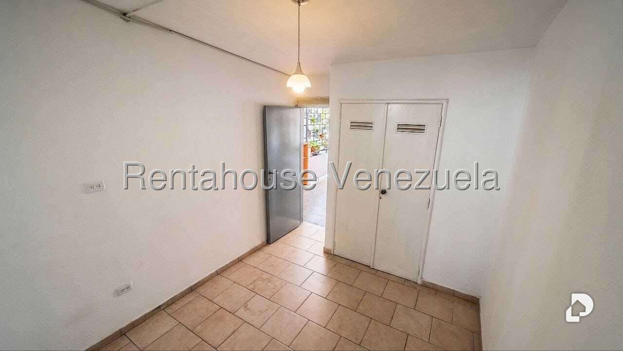 Local comercial en Colinas de Bello Monte, Caracas – 2