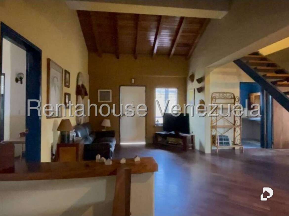 Casa en Los Guayabitos, Caracas – 6
