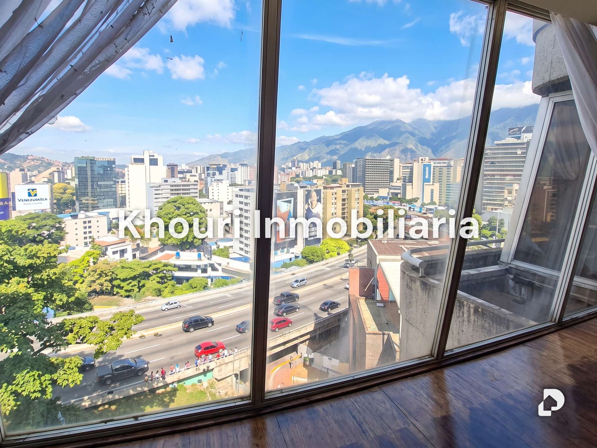 Penthouse en Lomas de Las Mercedes, Caracas – 3