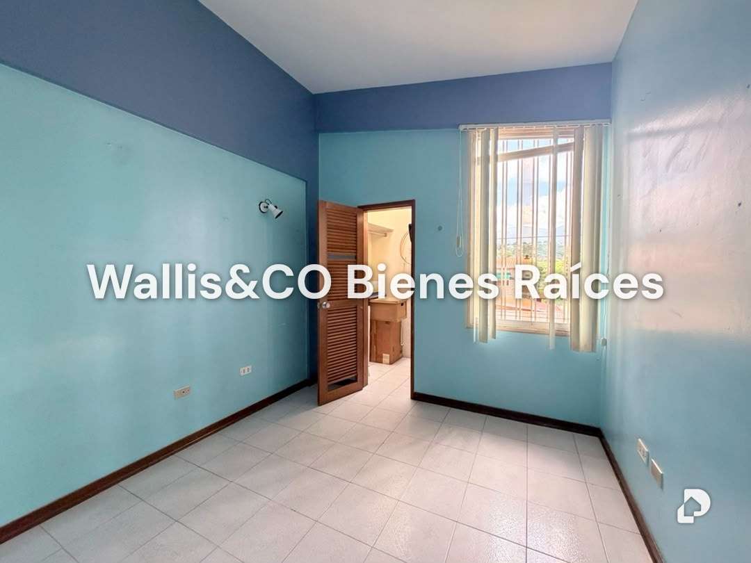 Casa en Prados del Este, Caracas – 11