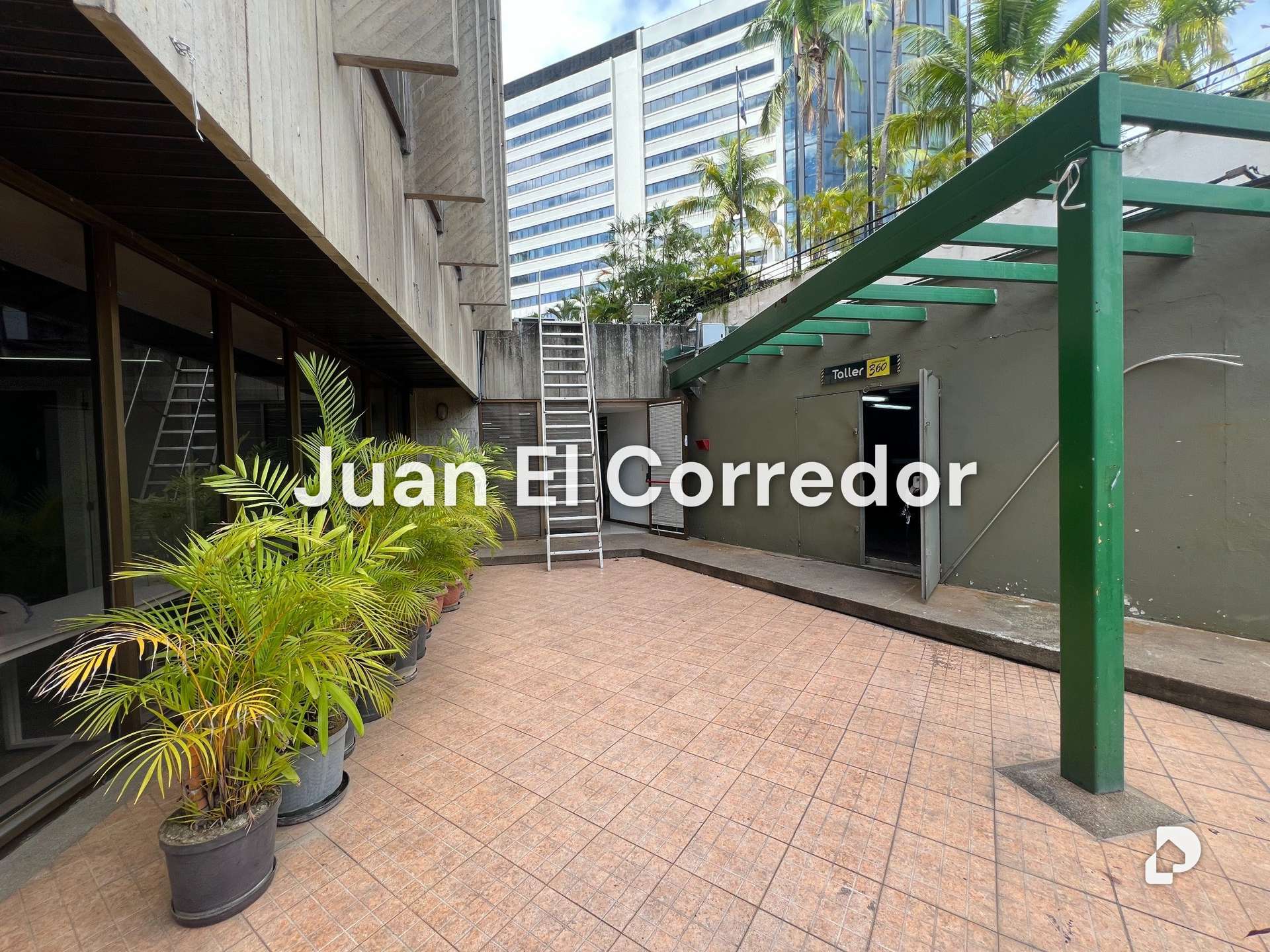 Oficina en Chuao, Caracas – 11