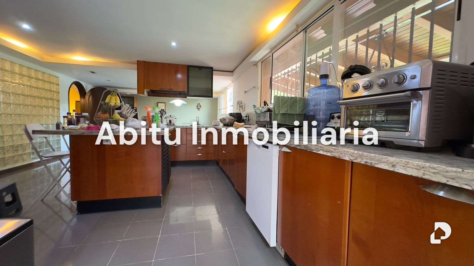 House in Prados del Este, Caracas – 12