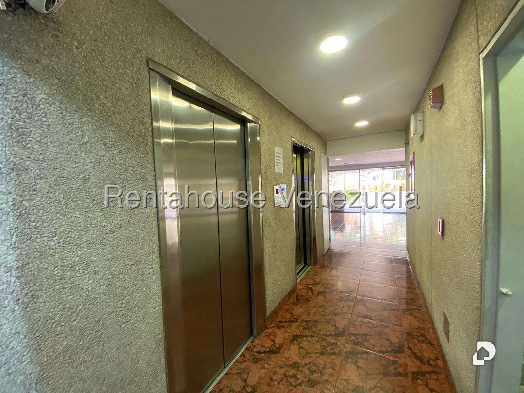Apartamento en Valle Abajo, Caracas – 13