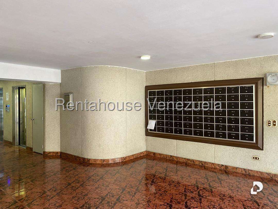 Apartamento en Valle Abajo, Caracas – 12