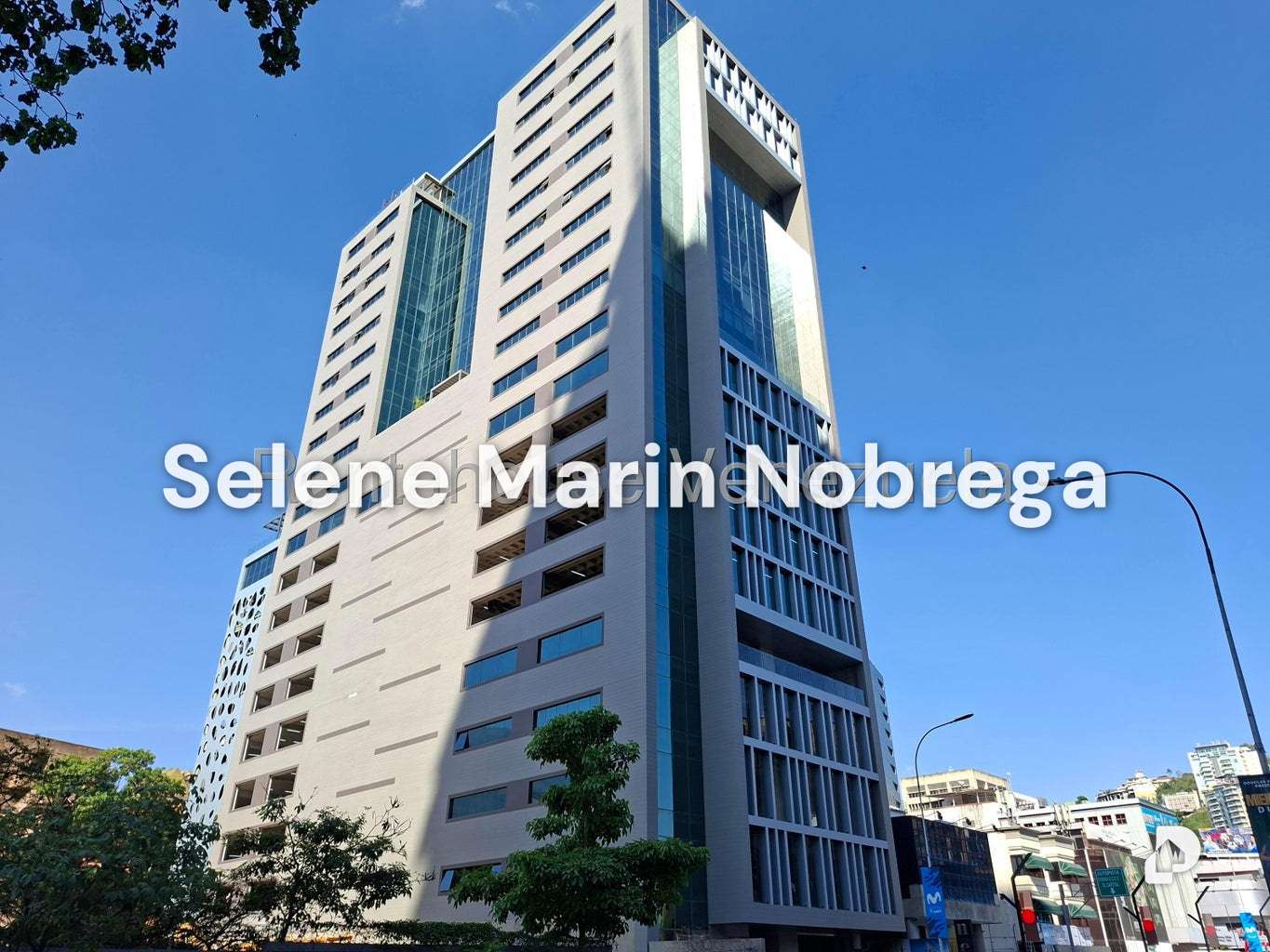 Local comercial en Las Mercedes, Caracas – 1
