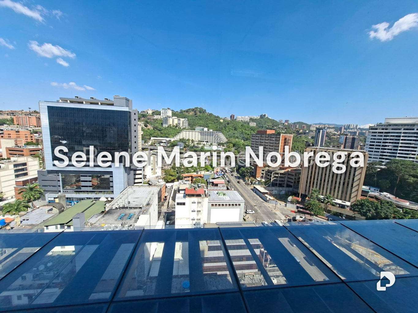 Local comercial en Las Mercedes, Caracas – 12