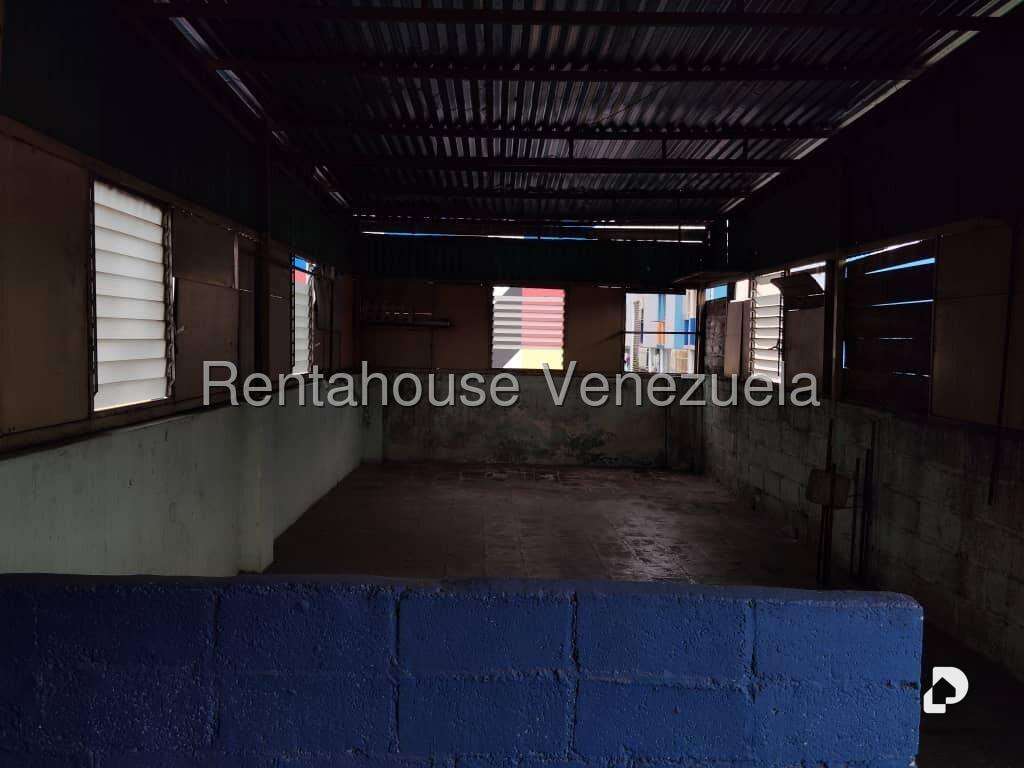 Local comercial en Catia, Caracas – 19