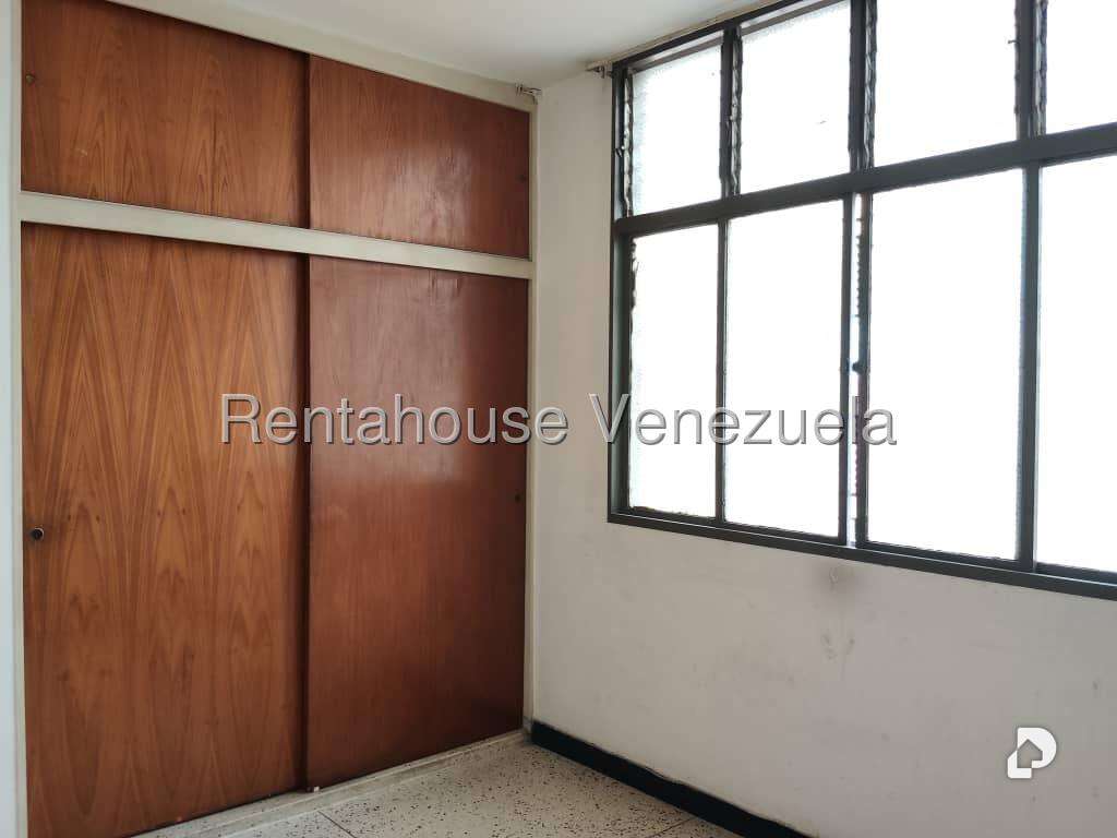 Local comercial en Catia, Caracas – 9