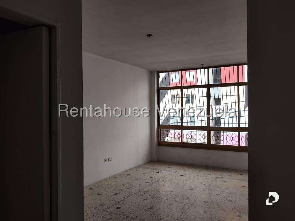 Local comercial en Catia, Caracas – 8