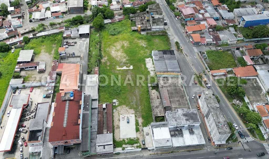 Terreno en Avenida Bolívar, Presidente Betancourt - 1