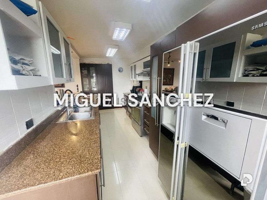Apartamento en El Marqués, Caracas – 11
