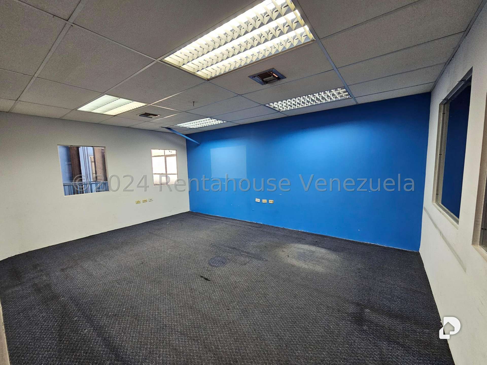 Galpón en La California Norte, Caracas – 28
