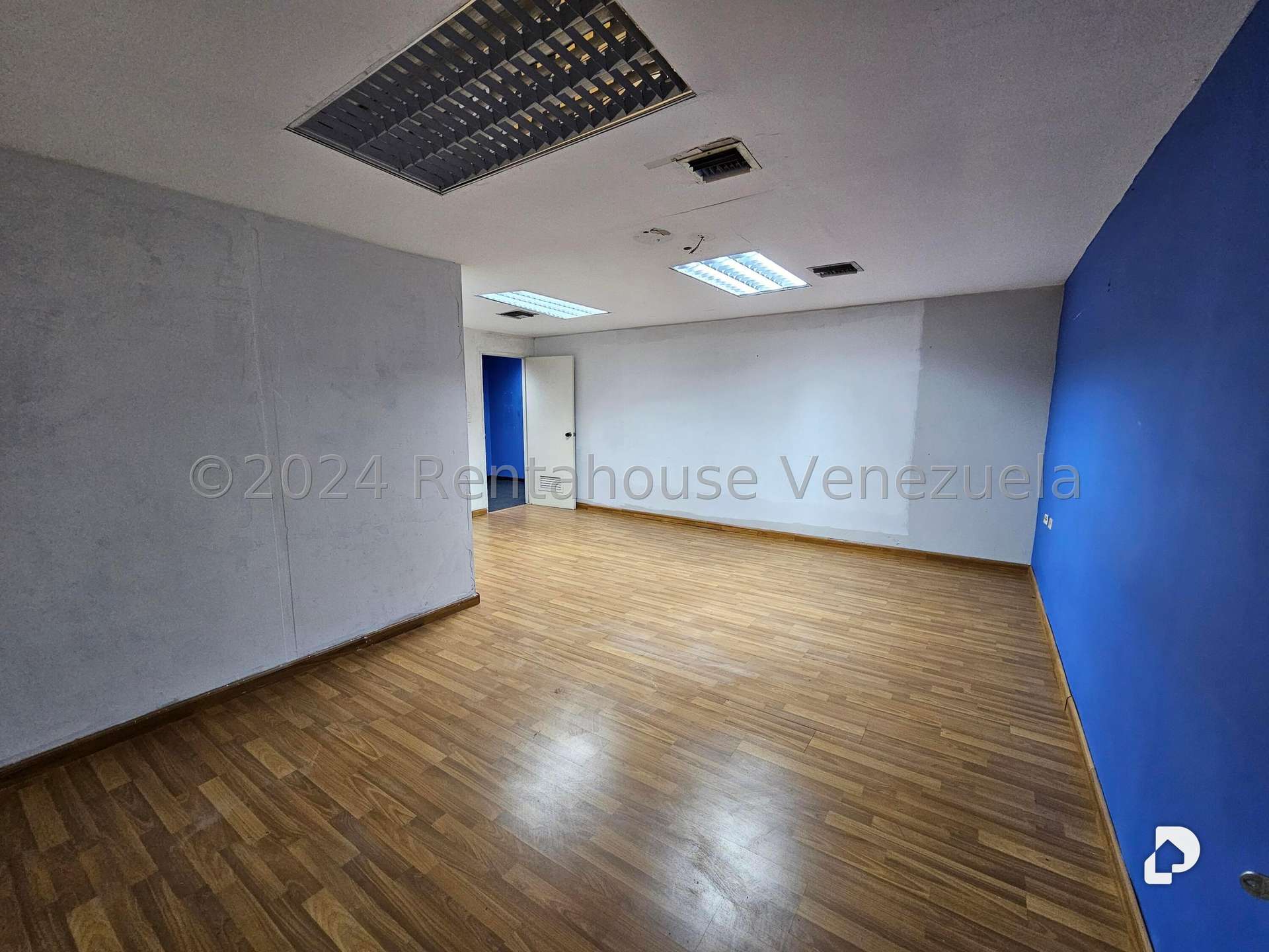 Galpón en La California Norte, Caracas – 23