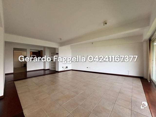 Apartment in Urbanización Villa Nueva del Hatillo, Caracas – 9