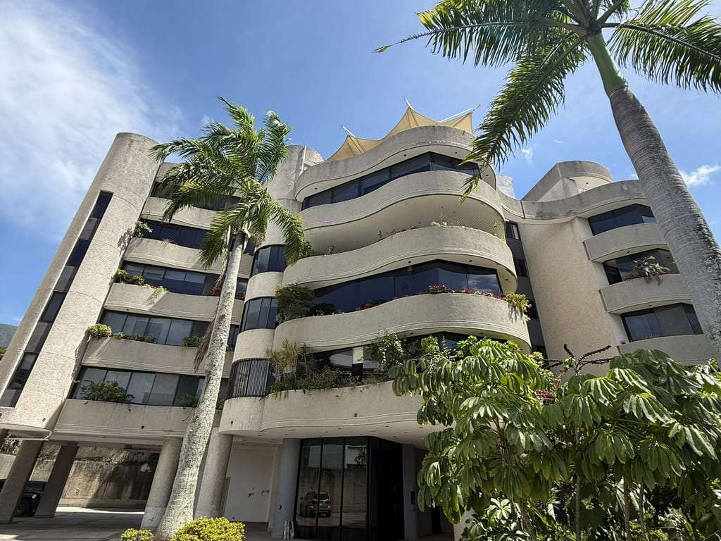 Apartamento en Altamira, Caracas - 1