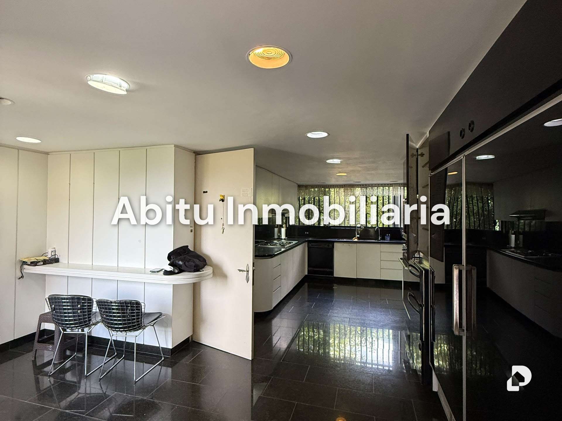 Apartamento en Altamira, Caracas – 8