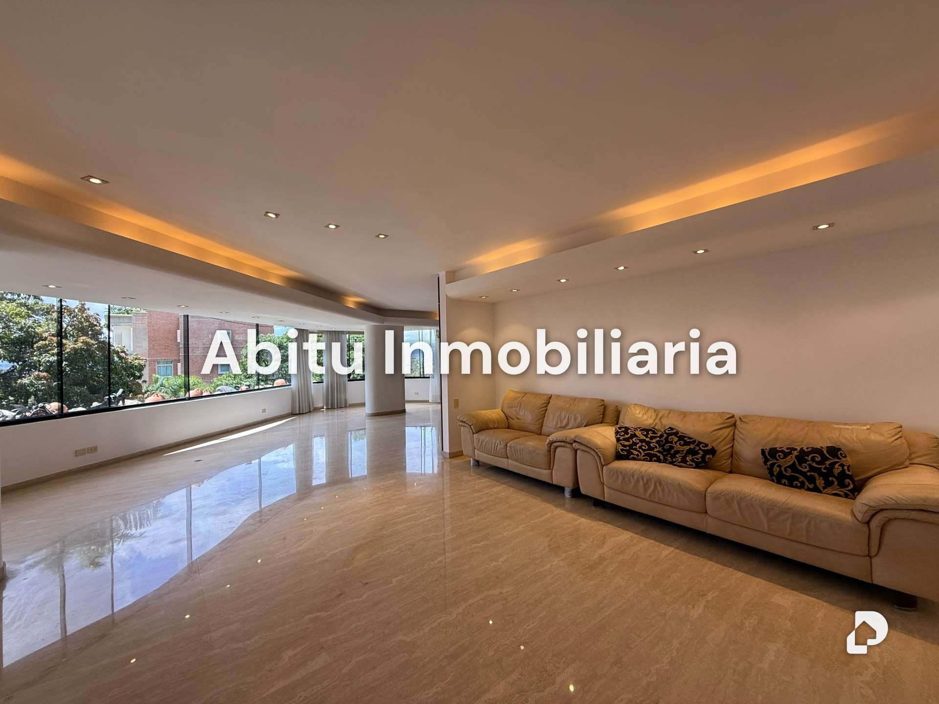 Apartamento en Altamira, Caracas – 12