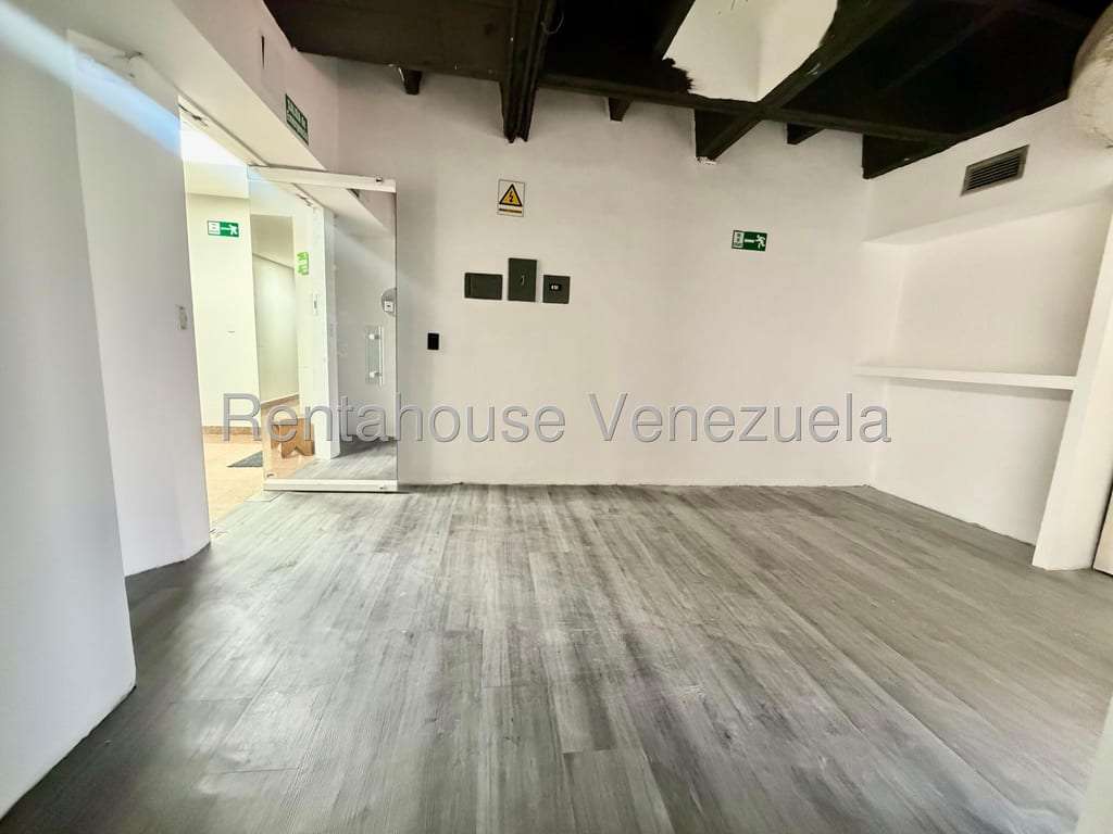 Oficina en Chuao, Caracas