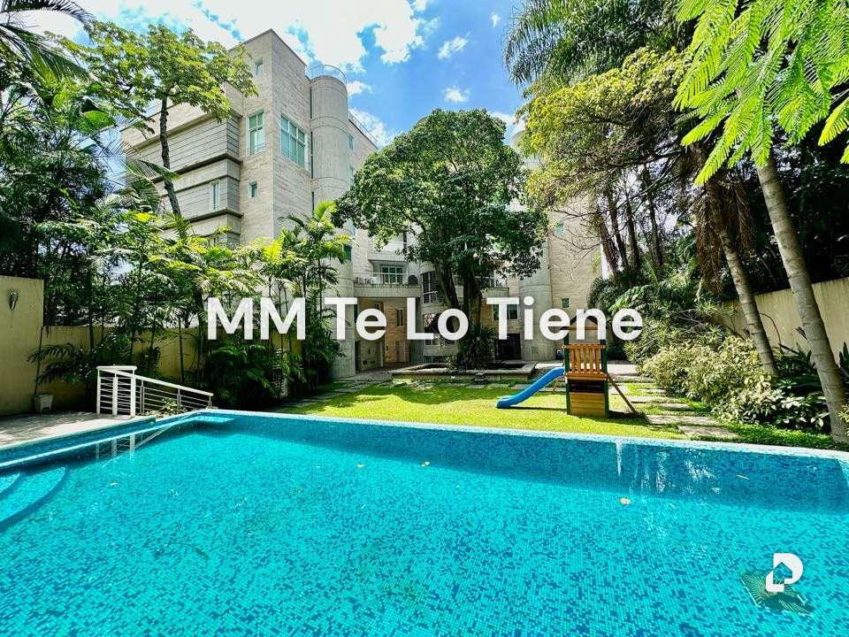 Apartamento en Los Palos Grandes, Caracas – 2