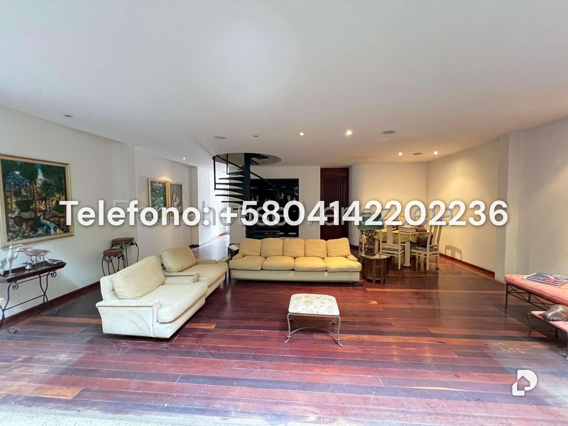 Casa en Santa Inés, Caracas – 12