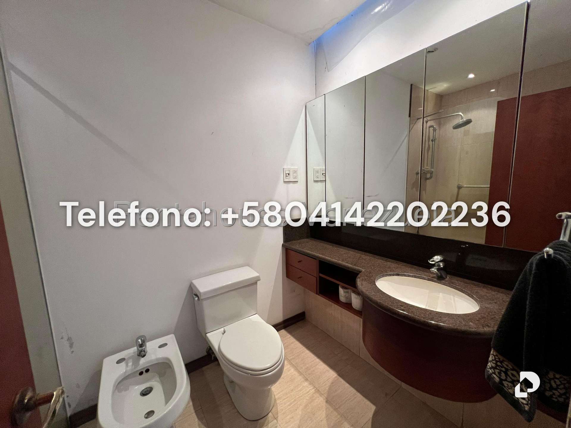 Casa en Santa Inés, Caracas – 22