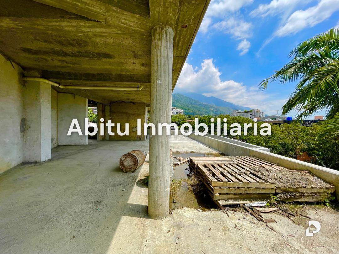 Apartamento en Altamira, Caracas – 2