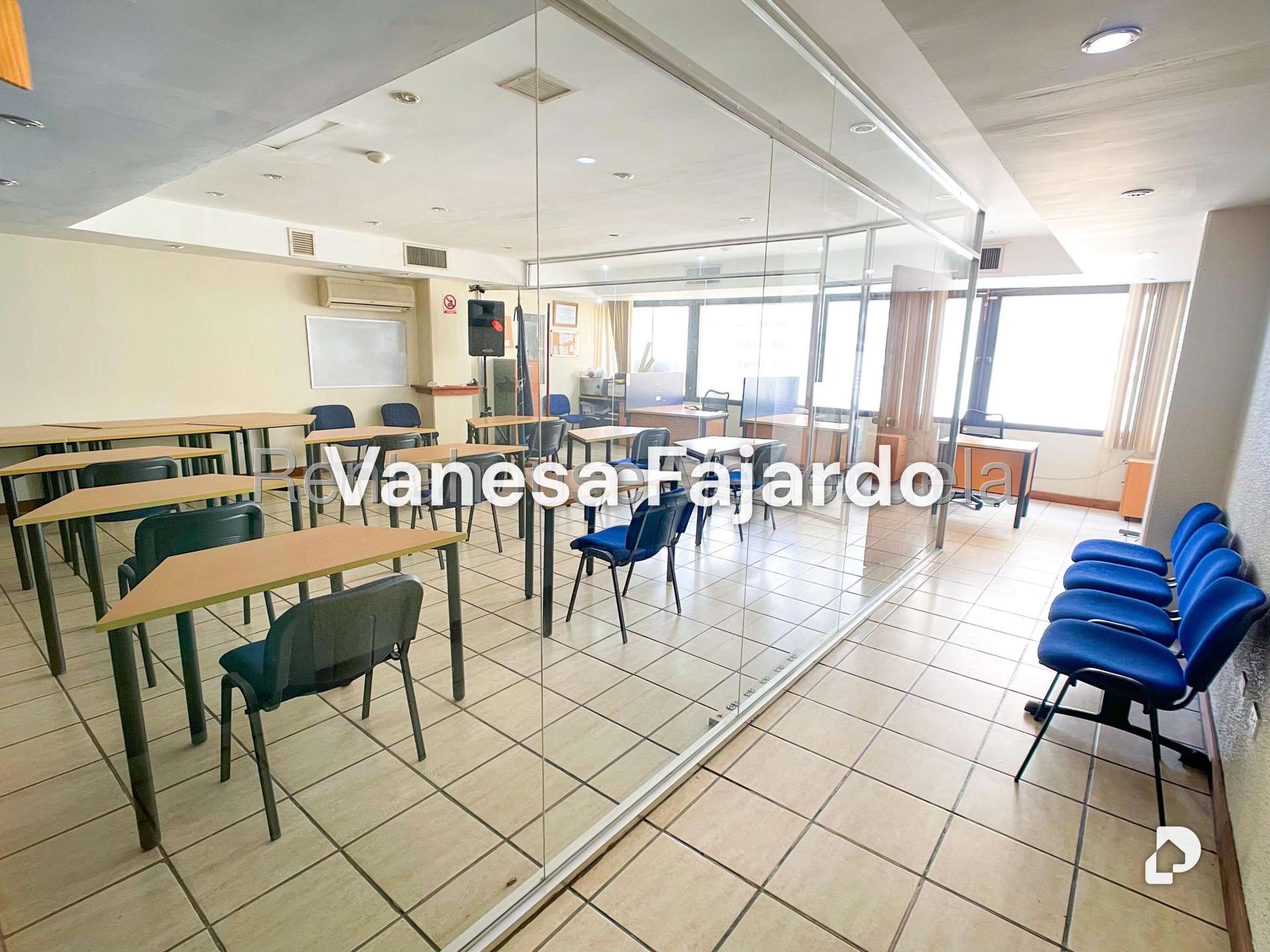 Oficina en El Rosal, Caracas – 16