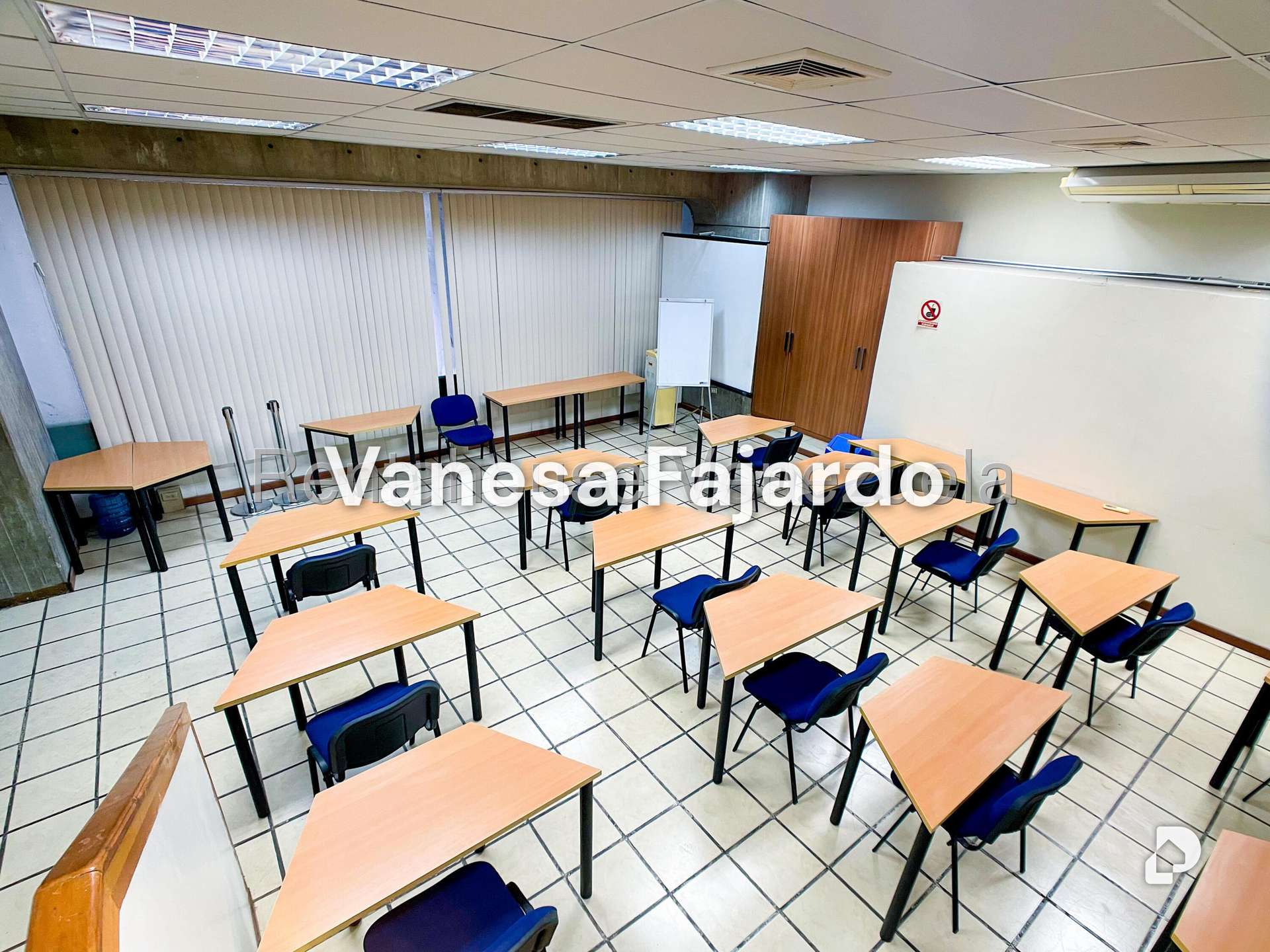 Oficina en El Rosal, Caracas – 28