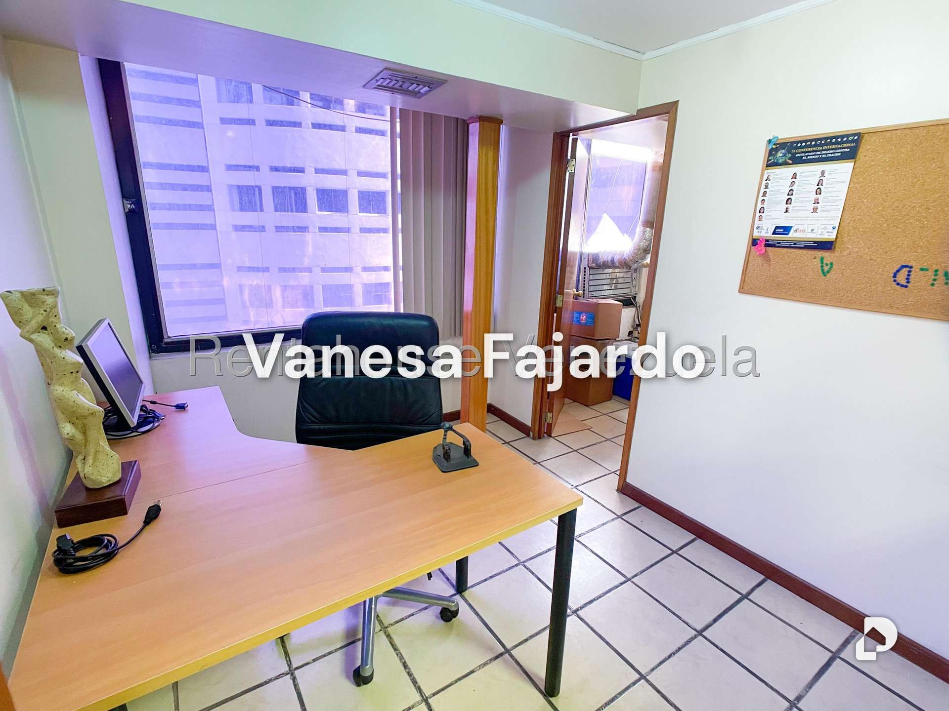 Oficina en El Rosal, Caracas – 19