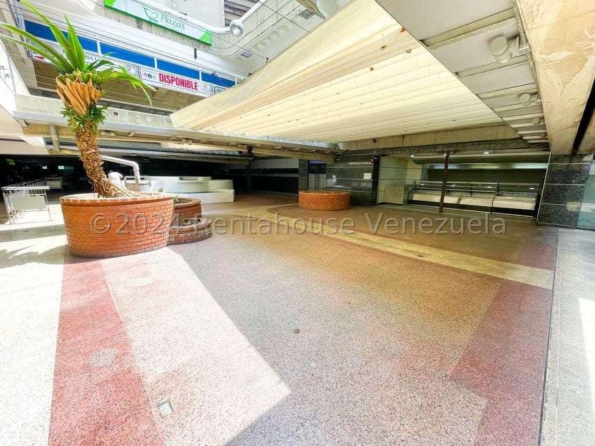 Local comercial en Los Palos Grandes, Caracas - 1