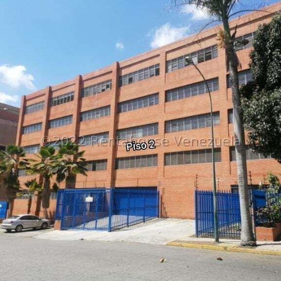 Galpón en La Urbina, Caracas - 1