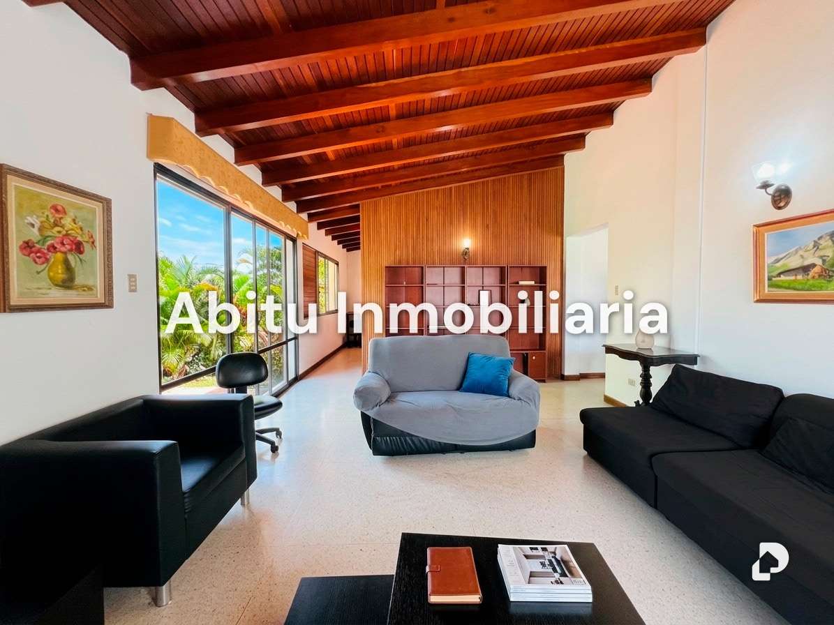Casa en Prados del Este, Caracas – 9