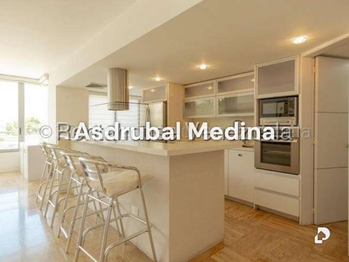 Apartamento en Lomas de Las Mercedes, Caracas – 3